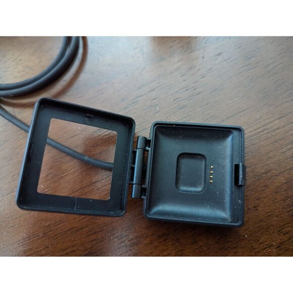 Fitbit Blaze Charger - Picture 2 of 3